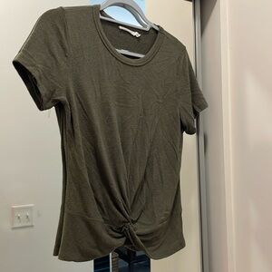 Lush scoop neck front tie top in green. Size S.